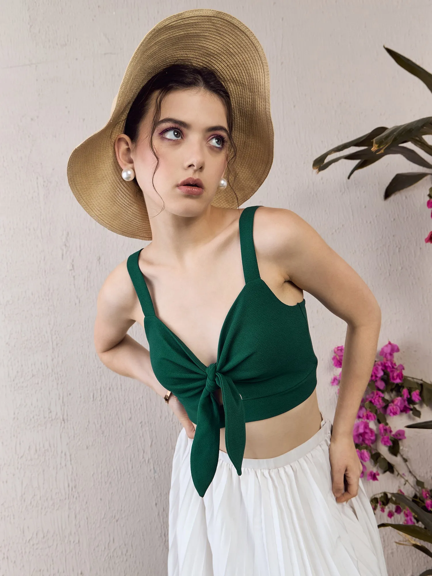 Berrylush Women Solid Green Tie-Up Neck Front Cutout Sleeveless Crepe Knitted Crop Bralette Top