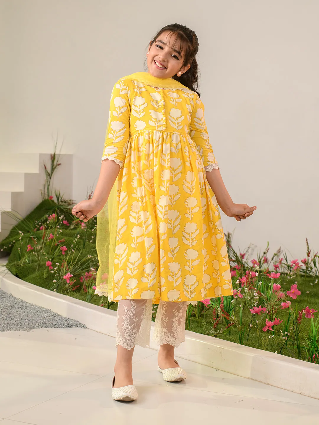 Girls Floral Printed Regular Pure Cotton Kurta With Pyjamas Dupatta - Ps Peaches