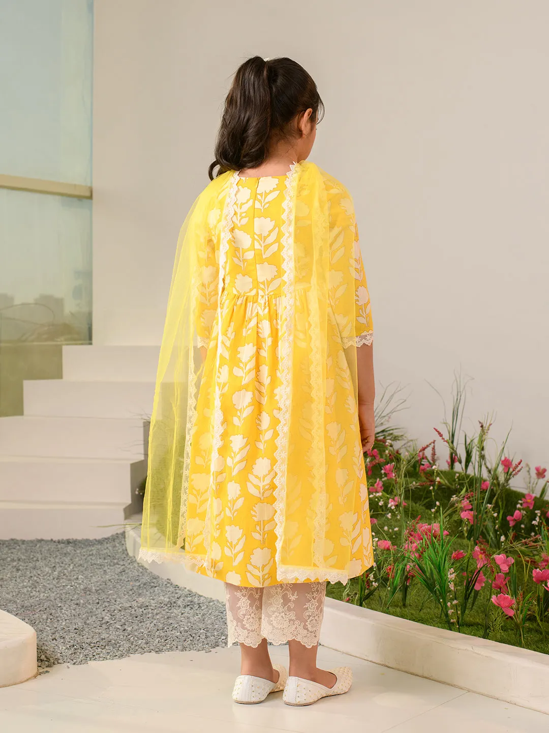 Girls Floral Printed Regular Pure Cotton Kurta With Pyjamas Dupatta - Ps Peaches